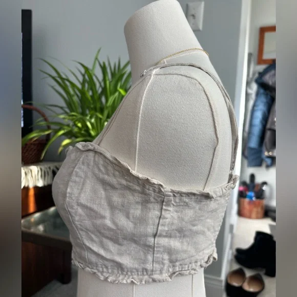 Aritzia Ohara Camisole - Picture 2 of 4